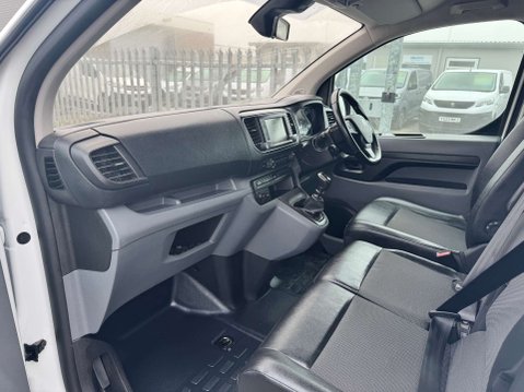 Citroen Dispatch 2.0 Dispatch 1400 Driver Professional Blue HDi S/S 41