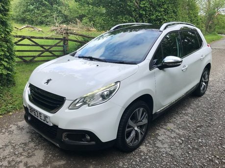 Peugeot 2008 E-HDI FELINE