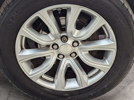 Land Rover Range Rover Evoque 2.2 Range Rover Evoque Pure Tech SD4 Auto 4WD 5dr 31