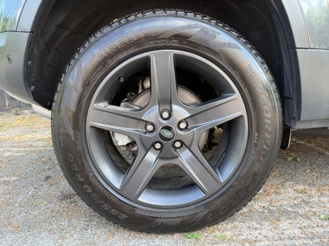 Land Rover Defender HARD TOP SE MHEV 12