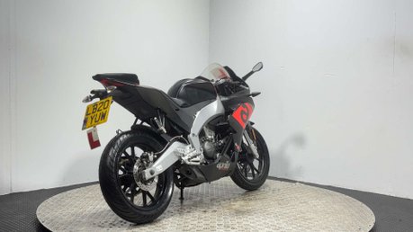 Aprilia RS RS4 2020 ONLY 6K SPORTS BIKE 125CC NEW MOT 1 OWNER LEARNER 15BHP 3