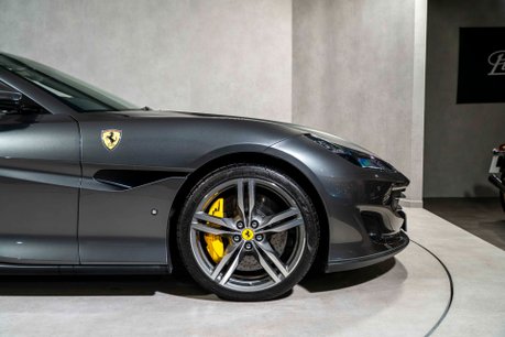 Ferrari Portofino FULL FSH. PASSENGER DISPLAY. SPORTS EXHAUST. MAGNERIDE SUSPENSION. 32