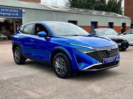 Nissan Qashqai 1.3 Qashqai Acenta Premium T MHEV CVT 5dr 4