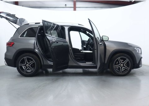 Mercedes-Benz GLB 1.3 GLB200 AMG Line (Premium) SUV 5dr Petrol 7G-DCT Euro 6 (s/s) (163 ps) 63
