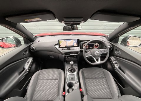 Nissan Juke N-CONNECTA DIG-T 114 BHP  13