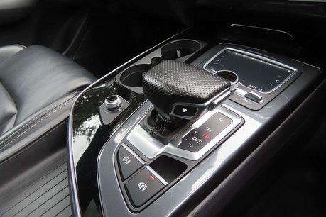 Audi Q7 3.0 TDI V6 Black Edition SUV 5dr Diesel Tiptronic quattro Euro 6 (s/s) (272 15