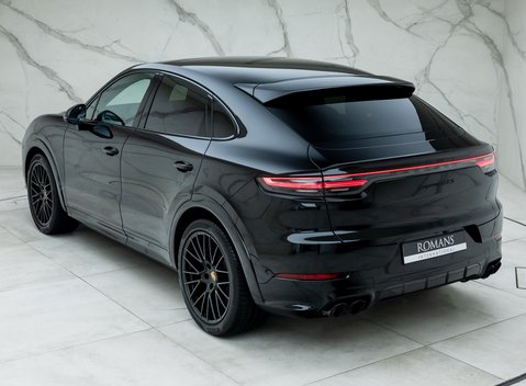 Porsche Cayenne GTS Coupe 9