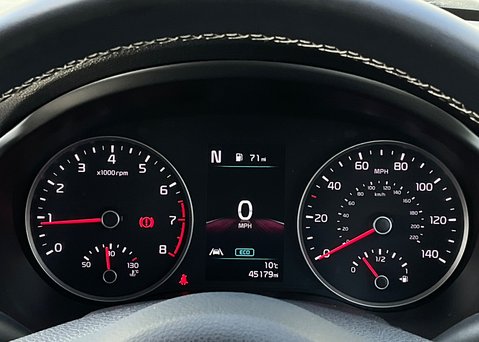 Kia Stonic 1.0 T-GDi Connect 48v 23