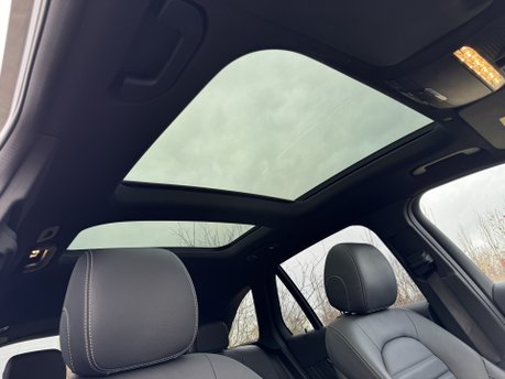 Mercedes-Benz GLC GLC 220D 4M AMG Line Premium Plus Auto Diesel PAN ROOF/360 CAM/MEMORY SEATS 2