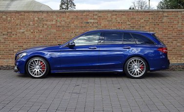 Mercedes-Benz C Class C63 S Estate 23