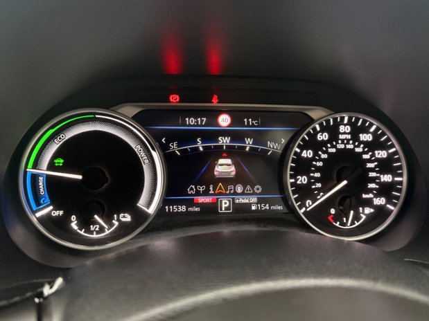 Nissan Juke TEKNA PLUS 25
