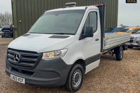 Mercedes-Benz Sprinter Dropside LWB L3 Progressive 315 Air Con Tow Bar EURO 6 SELECT