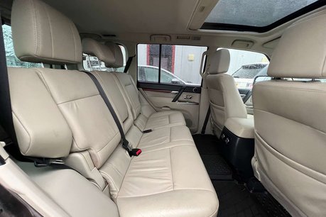 Mitsubishi Shogun 3.2 DI-DC SG3 SUV 5dr Diesel Auto 4WD Euro 5 LWB (197 ps) 34