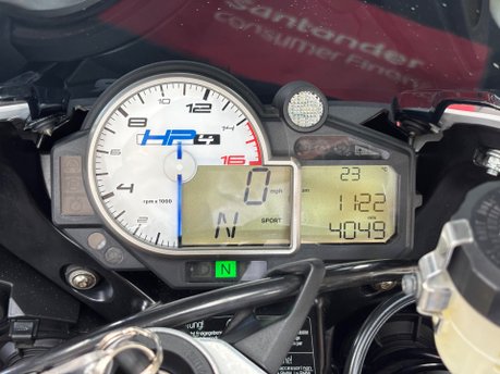 BMW HP4 1000 Super Sports Petrol Manual (193 ps) 11