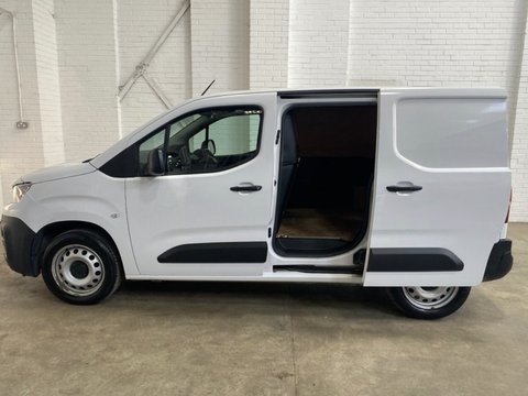 Peugeot Partner BLUEHDI PROFESSIONAL PREMIUM PLUS L1 11