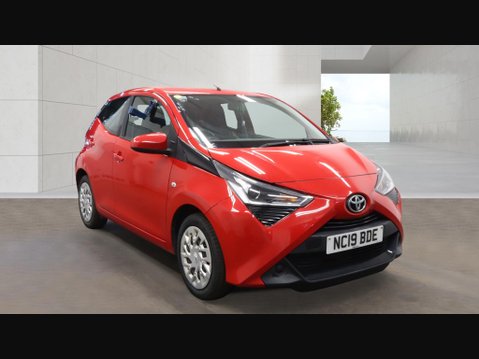Toyota Aygo VVT-I X-PLAY 1