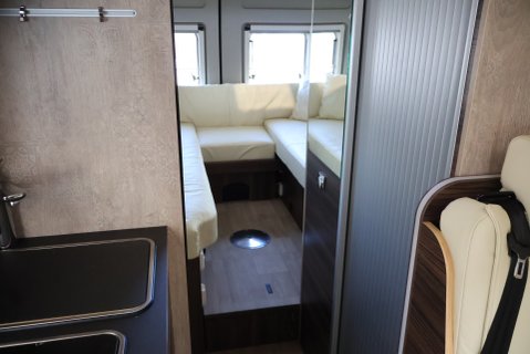 Fiat Ducato Laika 646 ECOVIP 180 BHP Auto huge factory upgrades cost new £98K    44