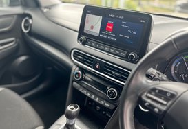 Hyundai KONA 1.6 h GDI PREMIUM AUTO PETROL HYBRID 21
