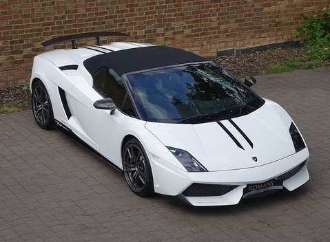 Lamborghini Gallardo LP 570-4 Performante Spyder 4
