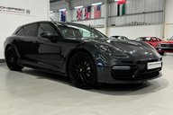 Porsche Panamera 4 SPORT TURISMO PDK 6