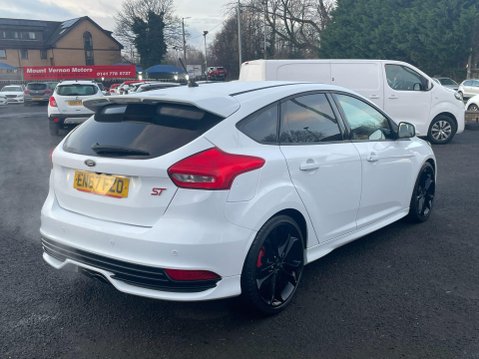 Ford Focus 2.0T EcoBoost ST-3 Euro 6 (s/s) 5dr 10