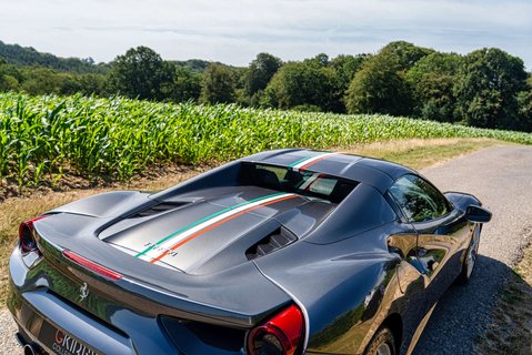 Ferrari 488 Spider 32