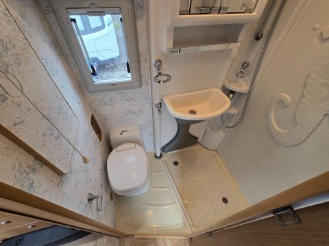 Autocruise Stargazer Grand Tour 38