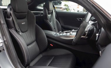 Mercedes-Benz Amg GT GT S 12