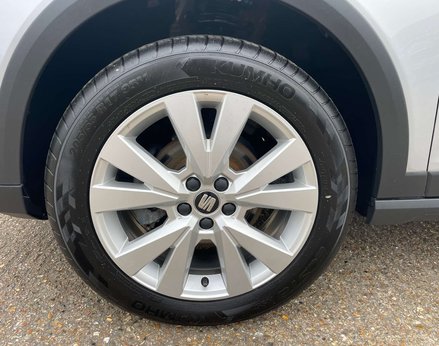 SEAT Arona 1.0 Arona SE Technology TSi Semi-Auto 5dr 16