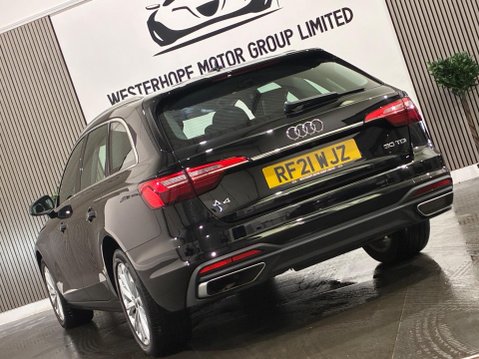 Audi A4 2.0 TDI 30 Technik S Tronic Euro 6 (s/s) 5dr 20