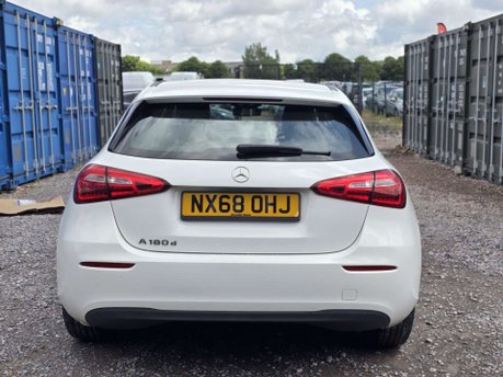 Mercedes-Benz A Class 1.5 A180d SE Hatchback 5dr Diesel 7G-DCT Euro 6 (s/s) (116 ps) 7