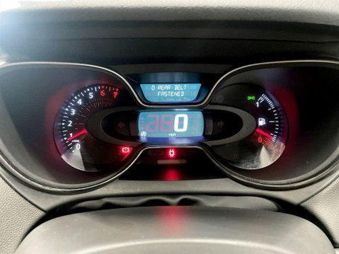 Renault Captur 0.9 TCe ENERGY Dynamique S Nav SUV 5dr Petrol Manual Euro 6 (s/s) (90 ps) 14