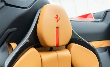 Ferrari SF90 Spider 16