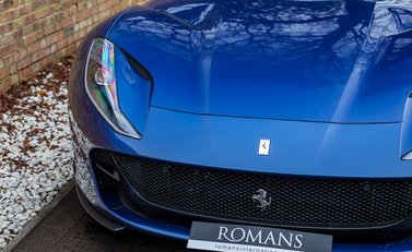 Ferrari 812 Superfast 22