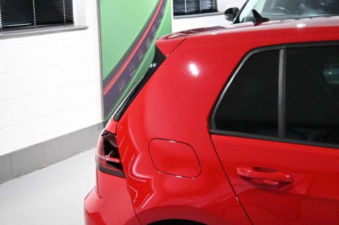 Volkswagen Golf R TSI 4MOTION DSG 28