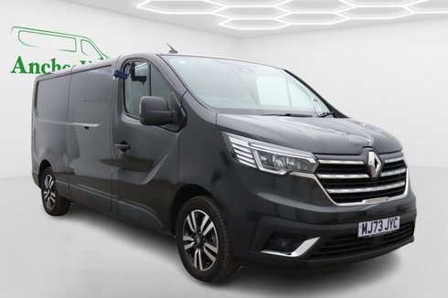 Renault Trafic LWB L2H1 Low Roof Sport LL30 Air Con Alloys Sensors Cam EURO 6 NO VAT