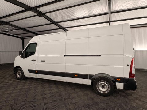 Nissan NV400 2.3 dCi 35 Tekna FWD L3 H2 Euro 6 5dr 24