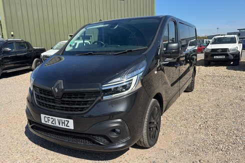 Renault Trafic LWB L2H1 Low Roof LL30 Air Con Alloys Sensors Cam EURO 6
