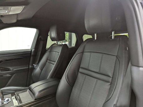 Land Rover Range Rover Evoque 2.0 Range Rover Evoque R-Dynamic HSE D Auto 4WD 5dr 52