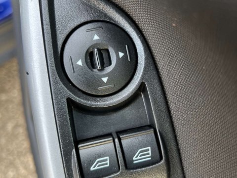 Ford Focus 1.6 Focus Zetec TDCI 5dr 34