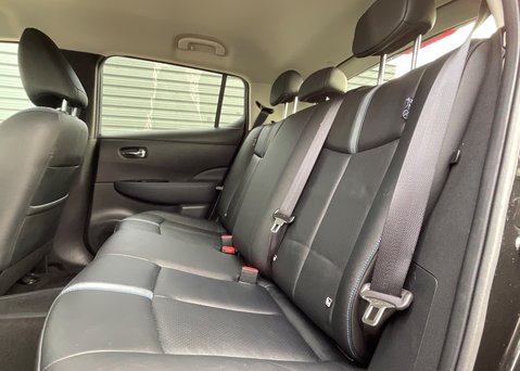 Nissan LEAF TEKNA 15