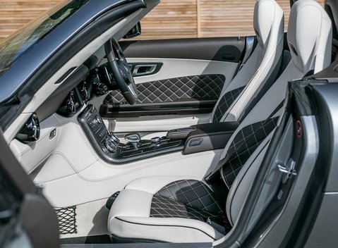 Mercedes-Benz SLS GT Roadster 16