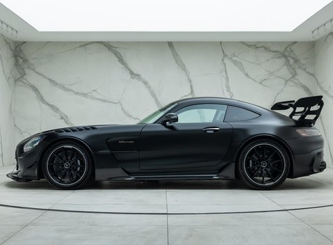 Mercedes-Benz Amg GT BLACK SERIES 5