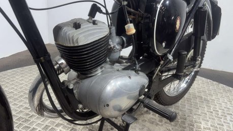 BSA Bantam 175 D14/4 1968 VERY CLEAN CLASSIC PROJECT COLLECTORS BIKE 19