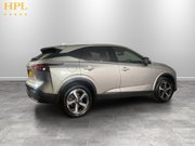 Nissan Qashqai 1.3 DIG-T MHEV N-Connecta SUV 5dr Petrol Hybrid Manual Euro 6 (s/s) (140 ps 7