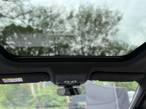 Jaguar F-Pace 3.0 F-PACE S AWD D Auto 4WD 5dr 62