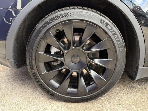 Tesla Model Y (Dual Motor) Long Range SUV 5dr Electric Auto 4WDE (384 bhp) 15