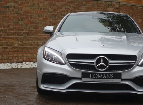 Mercedes-Benz C Class C63 Coupe Premium 5