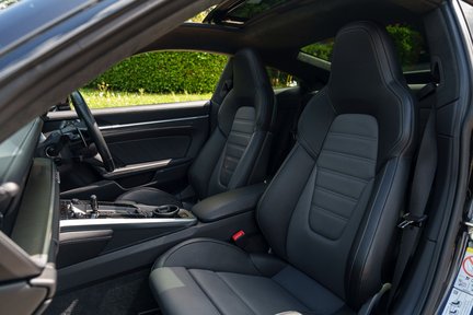 Porsche 911 TURBO S PDK 29