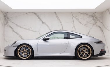Porsche 911 (992) GT3 Touring 2